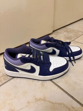 Jordan 1 Low Purple Sneakers